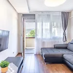 Cozy Quiet With A Balcony Apartman Budapest
